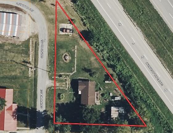 2nd image of 20923 Pike 307