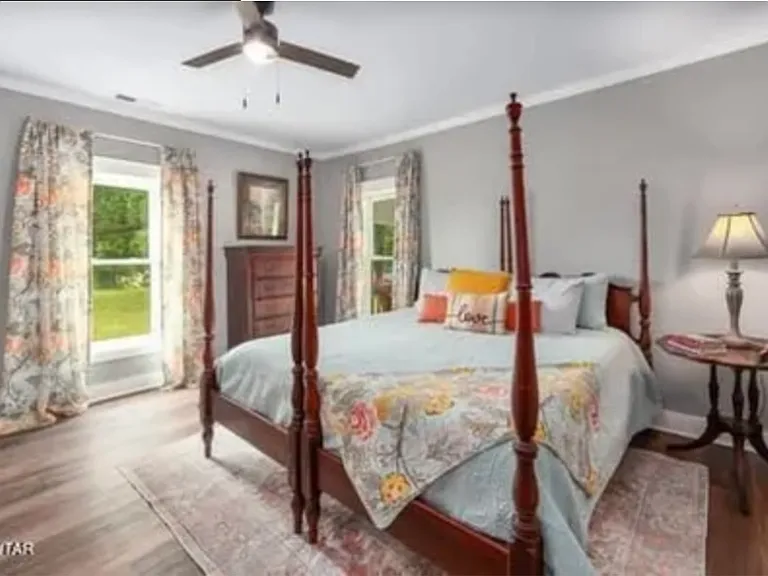 5425 State Route 225 — Photo 12