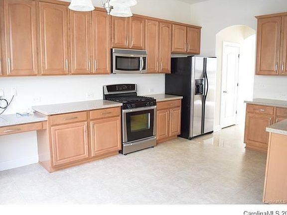 5th image of 10341 Alvarado Way