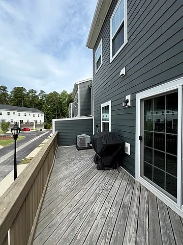 141 Callowhill Ln — Photo 27