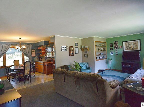 2nd image of 1019 River Acres Dr