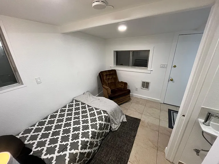 2975 Sacramento Ave #11 — Photo 5
