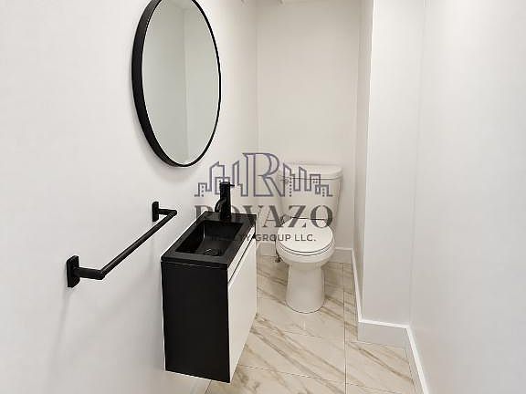 4th image of 144-145 Vermont Ave #1