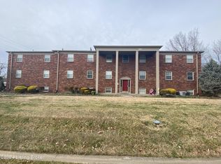 1801 Janlyn Rd APT 6, Jeffersontown, KY 40299