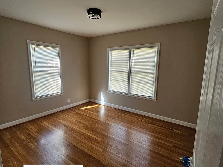 1956 Ridgewood Dr NE — Photo 13