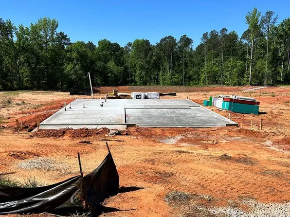 5172 Benenhaley Rd, Dalzell, SC 29040