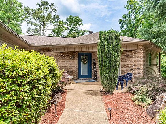 4th image of 82 Magellan Dr