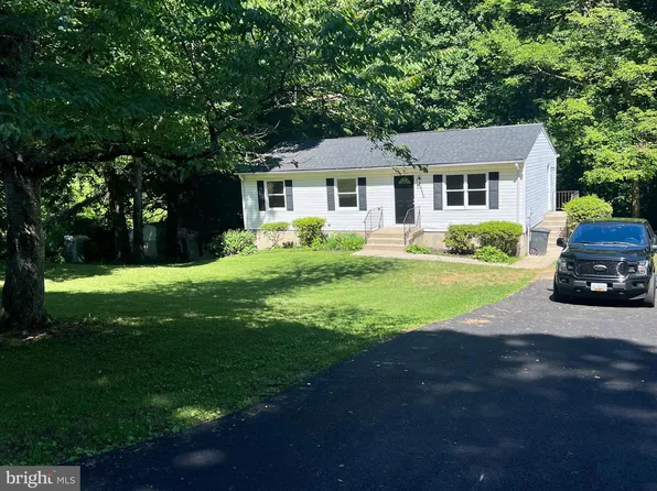 28535 Lockes Hill Rd, Mechanicsville, MD 20659