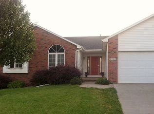 3200 Whitlock Rd, Lincoln, NE 68516