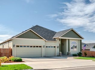 4350 Vista Pointe Dr, Medford, OR