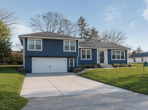 38927 89th STREET, Burlington, WI 53105