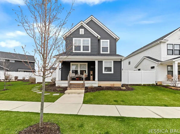 8324 Cooks Corner Dr SE, Byron Center, MI 49315