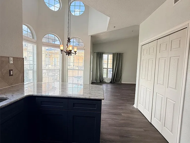 3404 American Dr #1320 — Photo 10
