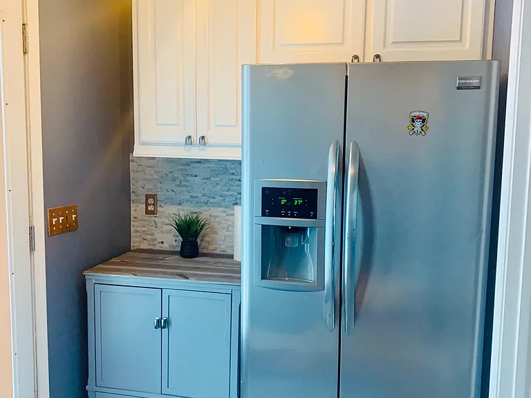 Guest House Kitchenette
