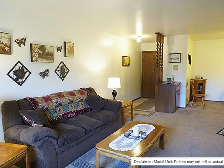 1420 N Wisconsin St — Photo 28