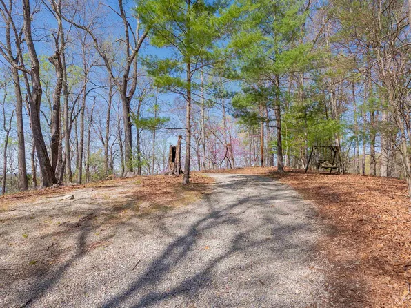 2A Martin Rd, Radford, VA 24141