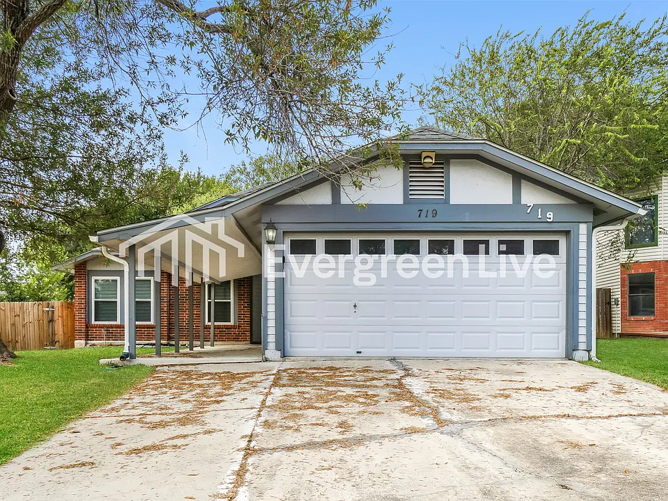 719 Cypresstree Dr