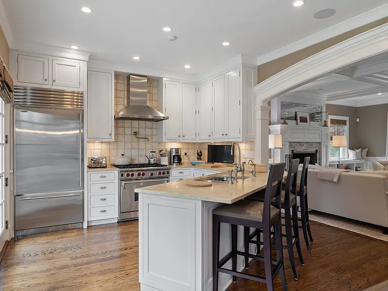 1 Meadow Way — Photo 11