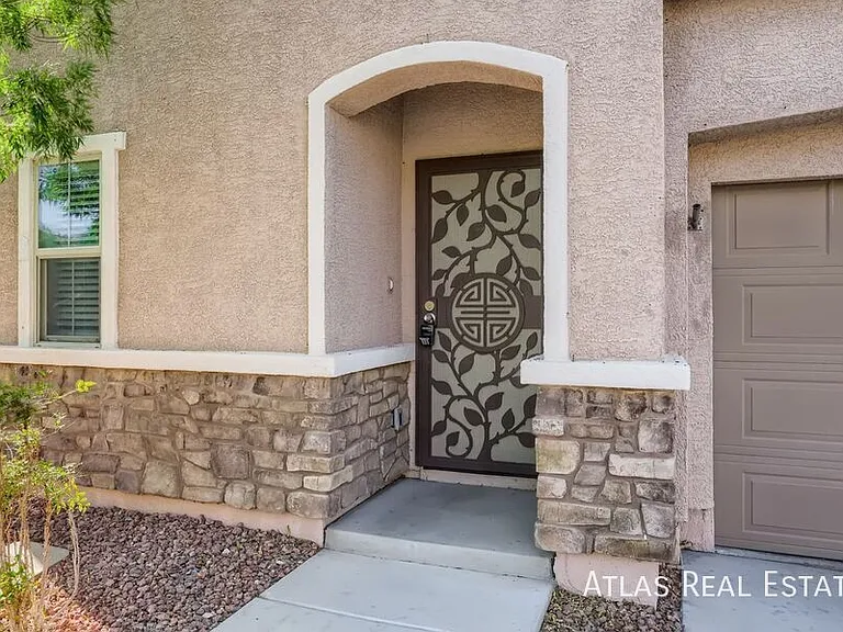10601 Derby Peak Ln — Photo 2