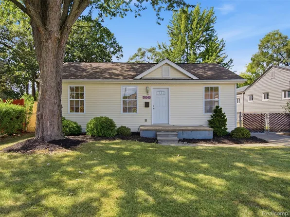 26545 Brush St, Madison Heights, MI 48071