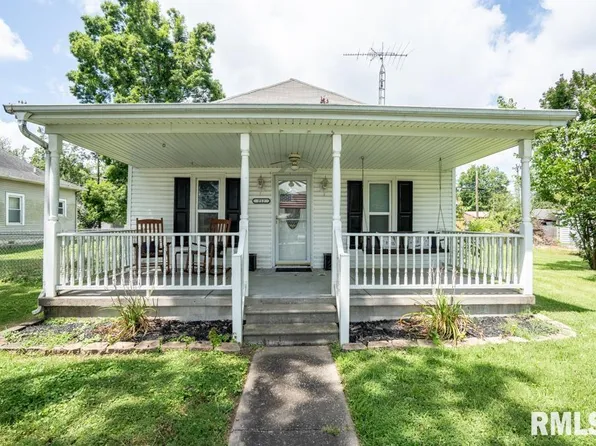 212 N Broadway, Goreville, IL 62939