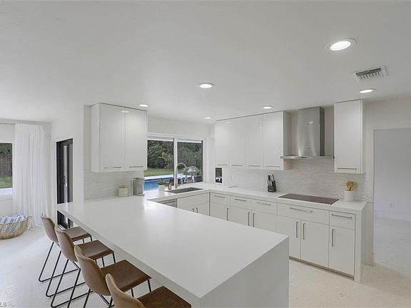5th image of 796 Ketch Dr
