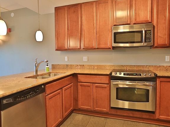 5th image of 111 N Ashley St Suite 512