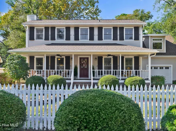 223 Sellers Street, Oak Island, NC 28465