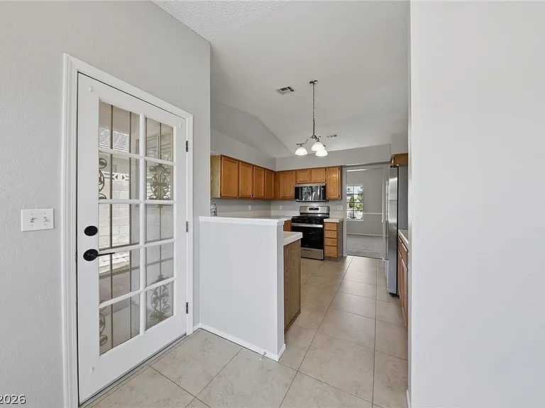 735 Stonecliff Way — Photo 15