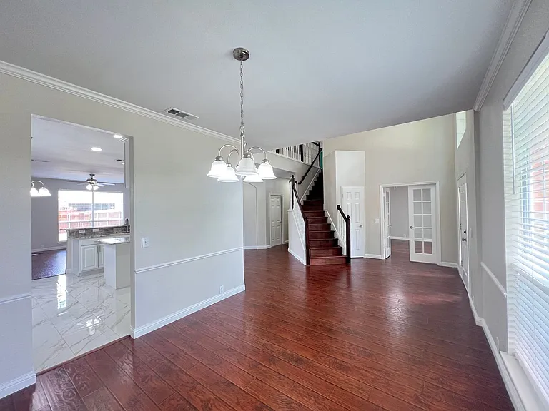2505 Hunters Run Dr — Photo 9