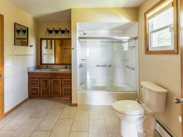 82 Terrace Dr — Photo 9