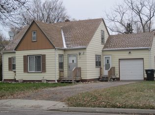 17 6th Ave NE, Elbow Lake, MN 56531