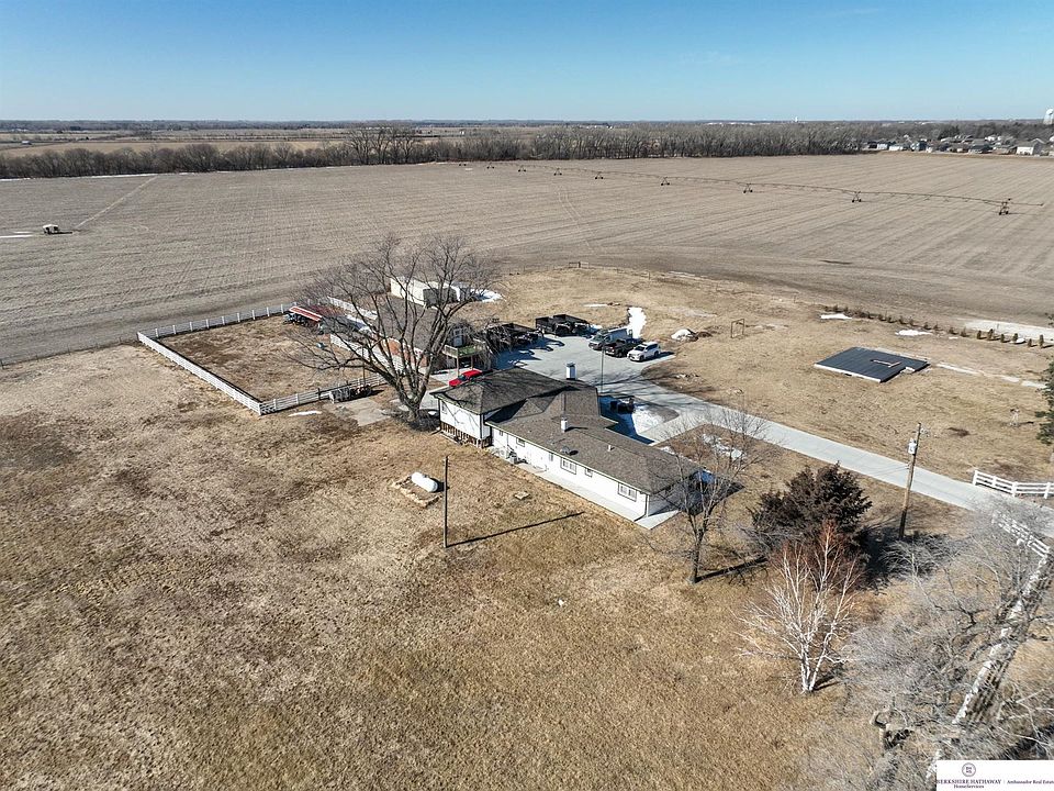 1st image of 1540 River Road Dr