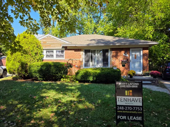 24330 Manistee Ave, Oak Park, MI 48237