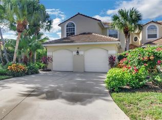 97 Silver Oaks Cir APT 2101, Naples, FL 34119