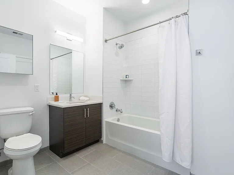 EVO Apartments — Photo 13