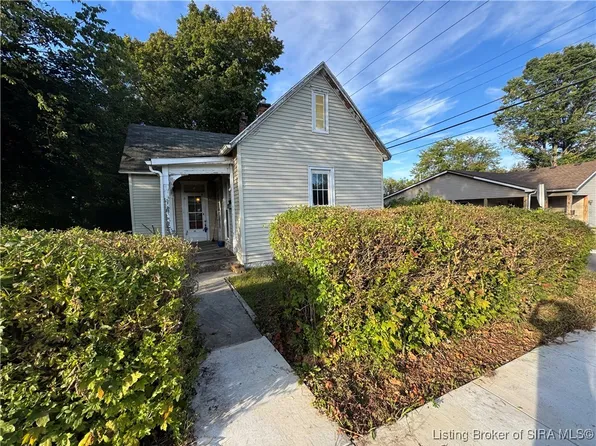 410 E Mulberry Street, Salem, IN 47167