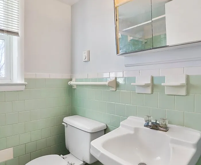 1499 N East St #14 — Photo 10