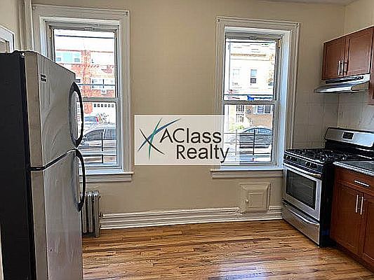 2nd image of 22-55 33rd St #1H