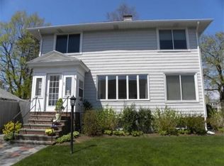 1 Wampatuck Rd, Quincy, MA 02169