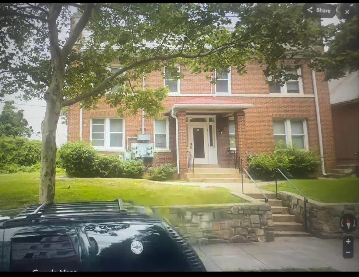 1620 V St SE — Photo 3