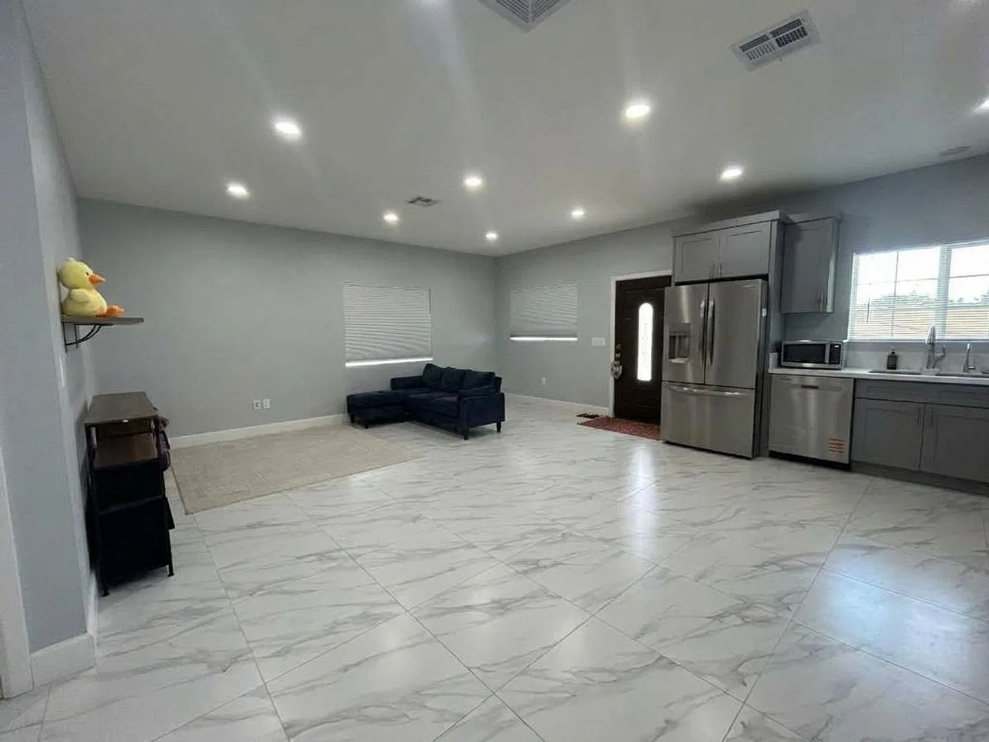 Newly Built 3 Bed / 2 Bath Adu For Rent Westminster — Photo 3
