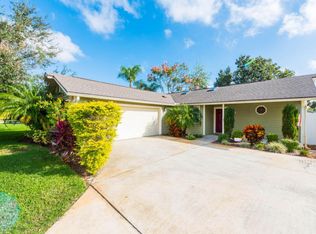 5827 Westport Dr, Port Orange, FL 32127