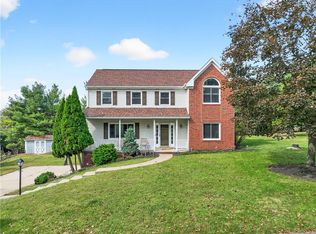 628 Tara Ct, Pittsburgh, PA