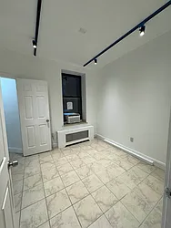 Rented by KNOCKKNOCK LLC