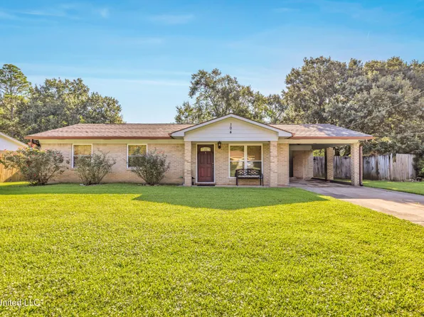 104 Forest Dr, Diberville, MS 39540