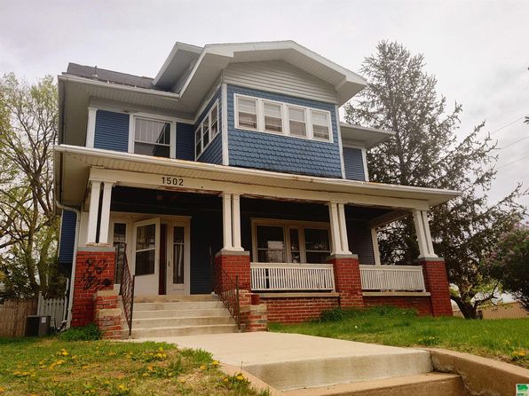 1502 Jackson St, Sioux City, IA 51105