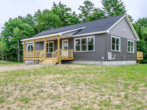499 Norway Road, Harrison, ME 04040
