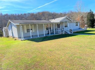 4060 Laurel Creek Rd, Waverly, WV 26184