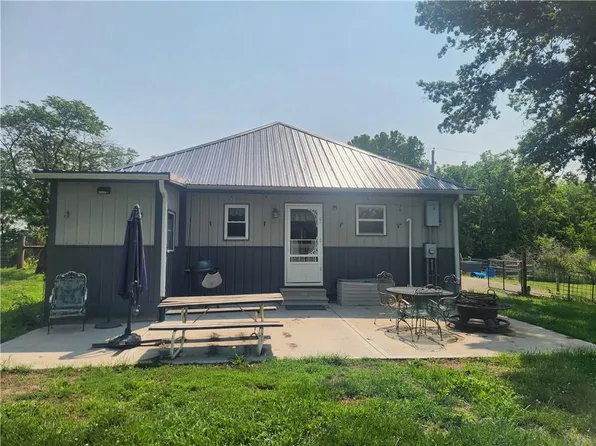 17680 Stubbs Station Rd, Camden Point, MO 64018
